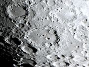 A grande cratera CLAVIUS em  ‎4‎ de ‎março‎ de ‎2020.